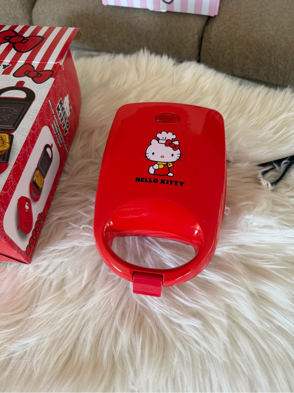 Hello Kitty Red Compact Sandwich Press
